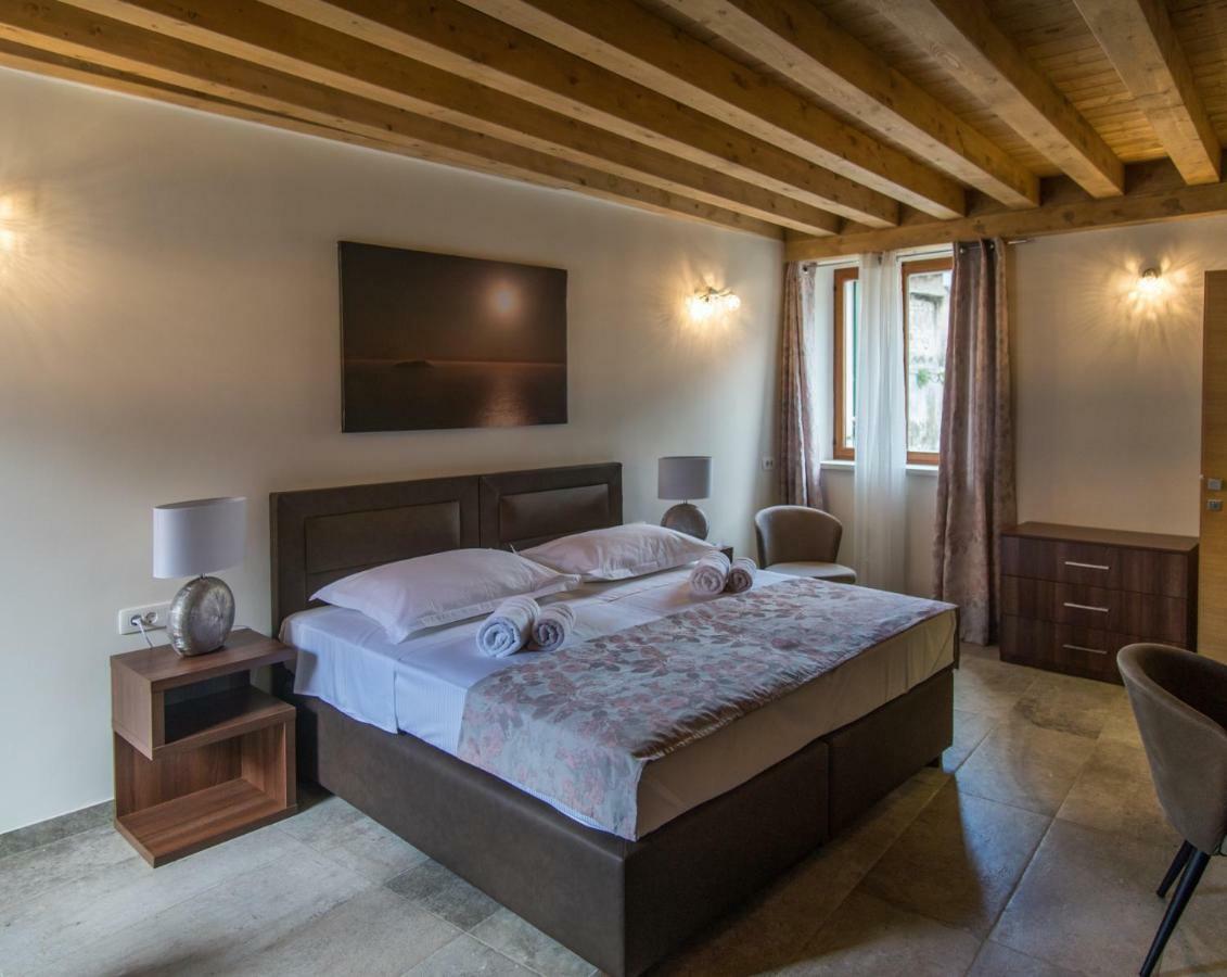 Jr Luxury Guesthouse2 Split Zewnętrze zdjęcie